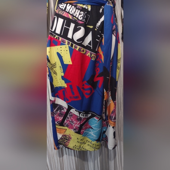 Making headlines dress size XL - Picture 11 of 14